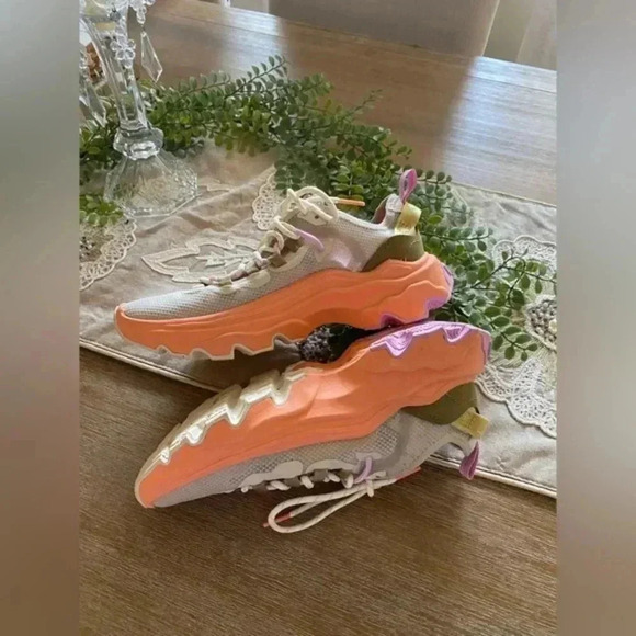 FP Movement SOREL Kinetic Breakthru Tech Sneakers Size 6.5 NWOT $135 - Picture 4 of 10